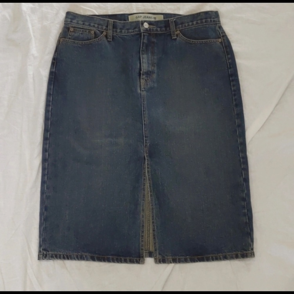 Gap 2002 denim blue jean skirt long front slit